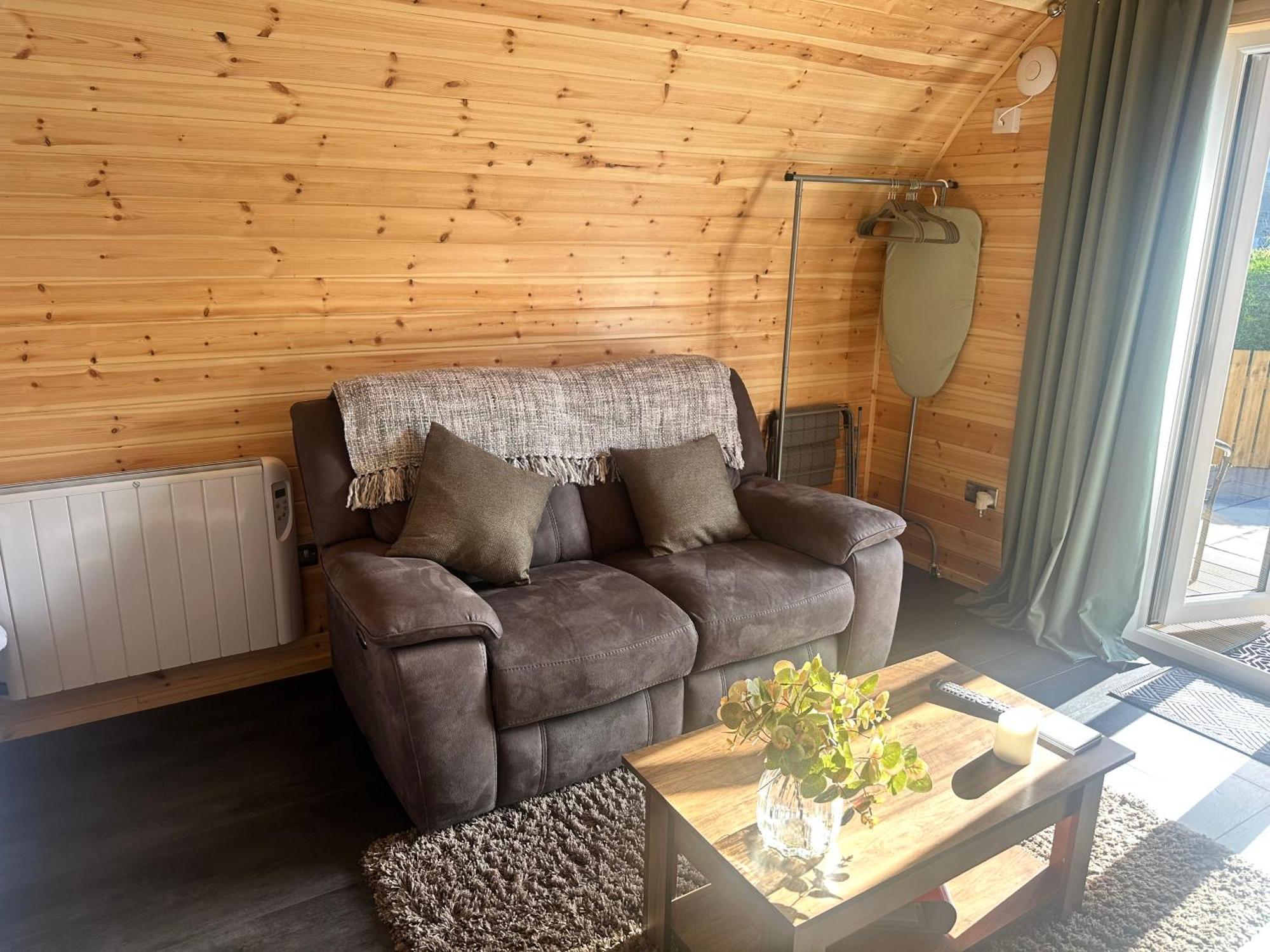 Coolsythe Pod Apartment Caol Exterior foto